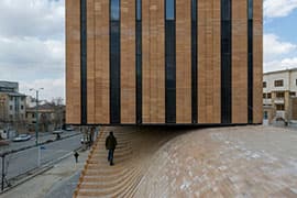 Termeh Office Commercial Building ontworpen door Farshad Mehdizadeh, 2015, Iran.