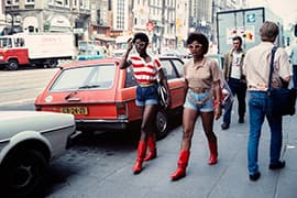 Ed van der Elsken, Damrak, Amsterdam, 1983, Nederlands Fotomuseum © Ed van der Elsken