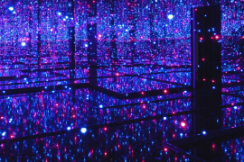 Yayoi Kusama, Infinity Mirrored Room - Filled with the Brilliance of Life, 2011/2027. Collectie Tate, Londen. © YAYOI KUSAMA